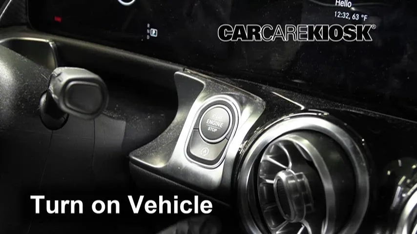 2020 Mercedes-Benz GLB250 4Matic 2.0L 4 Cyl. Turbo Huile Vérifier le niveau de l'huile